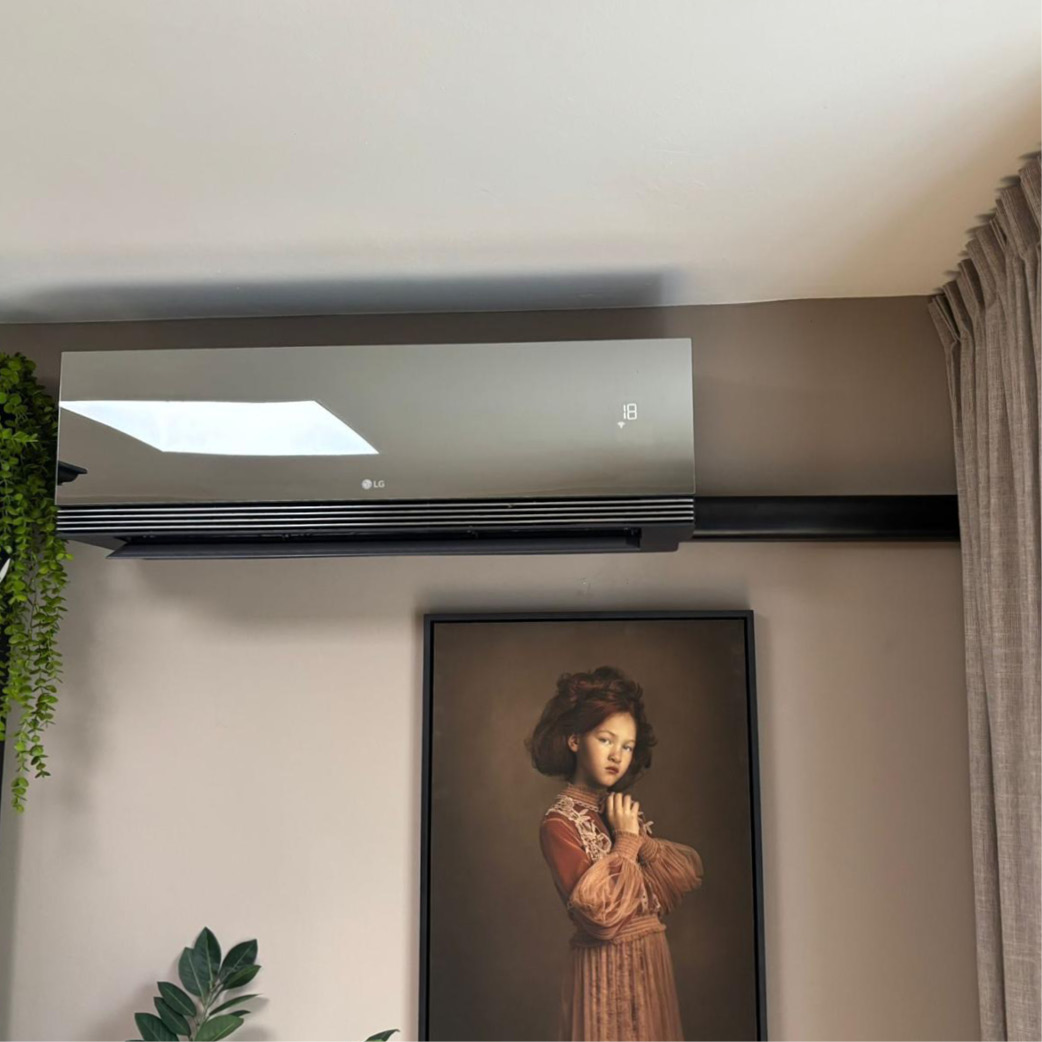 airco lg ai air black mirror