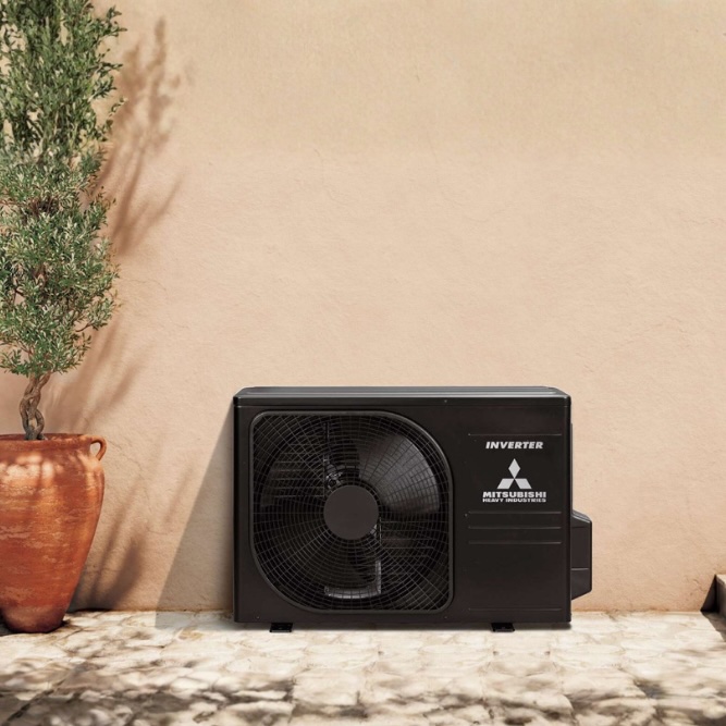 mitsubishi buitenunit zwart